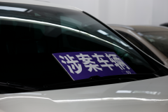 正在空中还配备了警用无人机做为